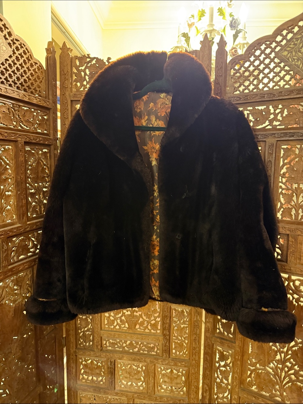 Vintage dark chocolate brown faux fur jacket with fabulous lining!
